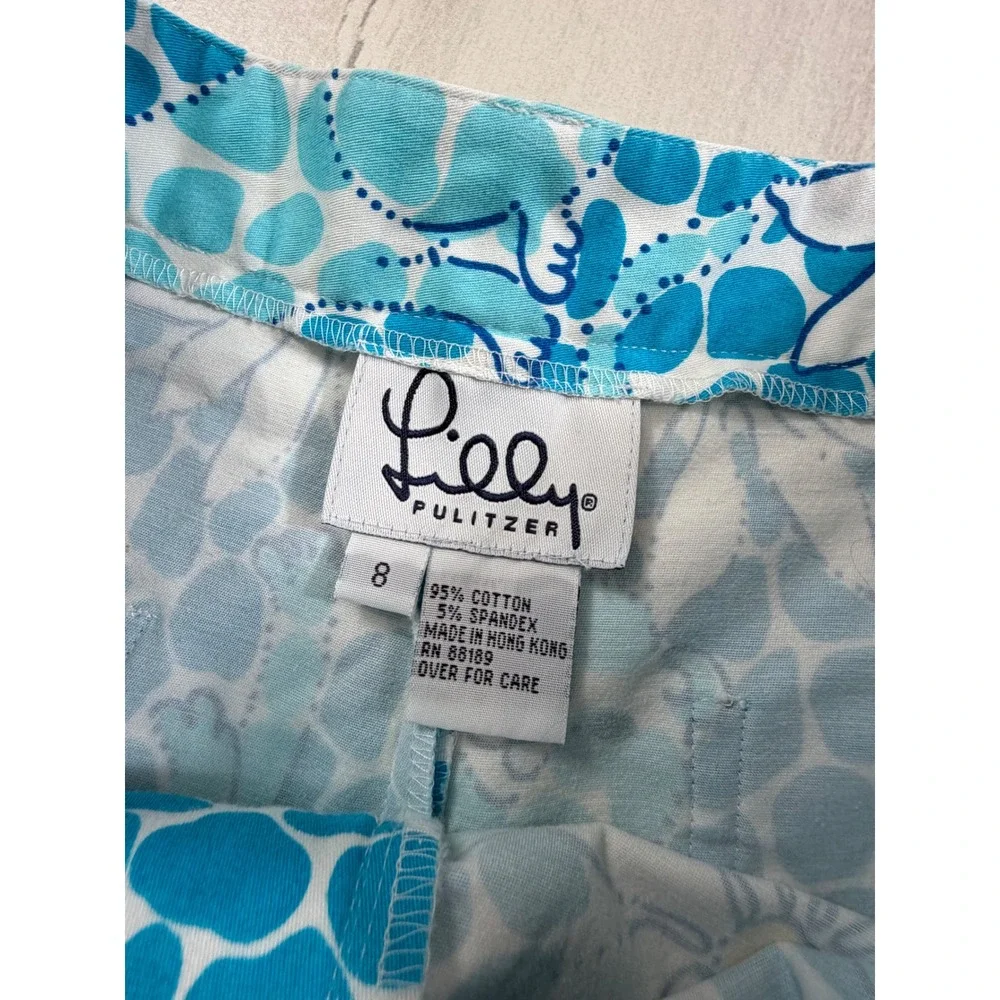 Lilly Pulitzer Blue White Floral Animal Print Shorts Size 8 Cheetah Pebble